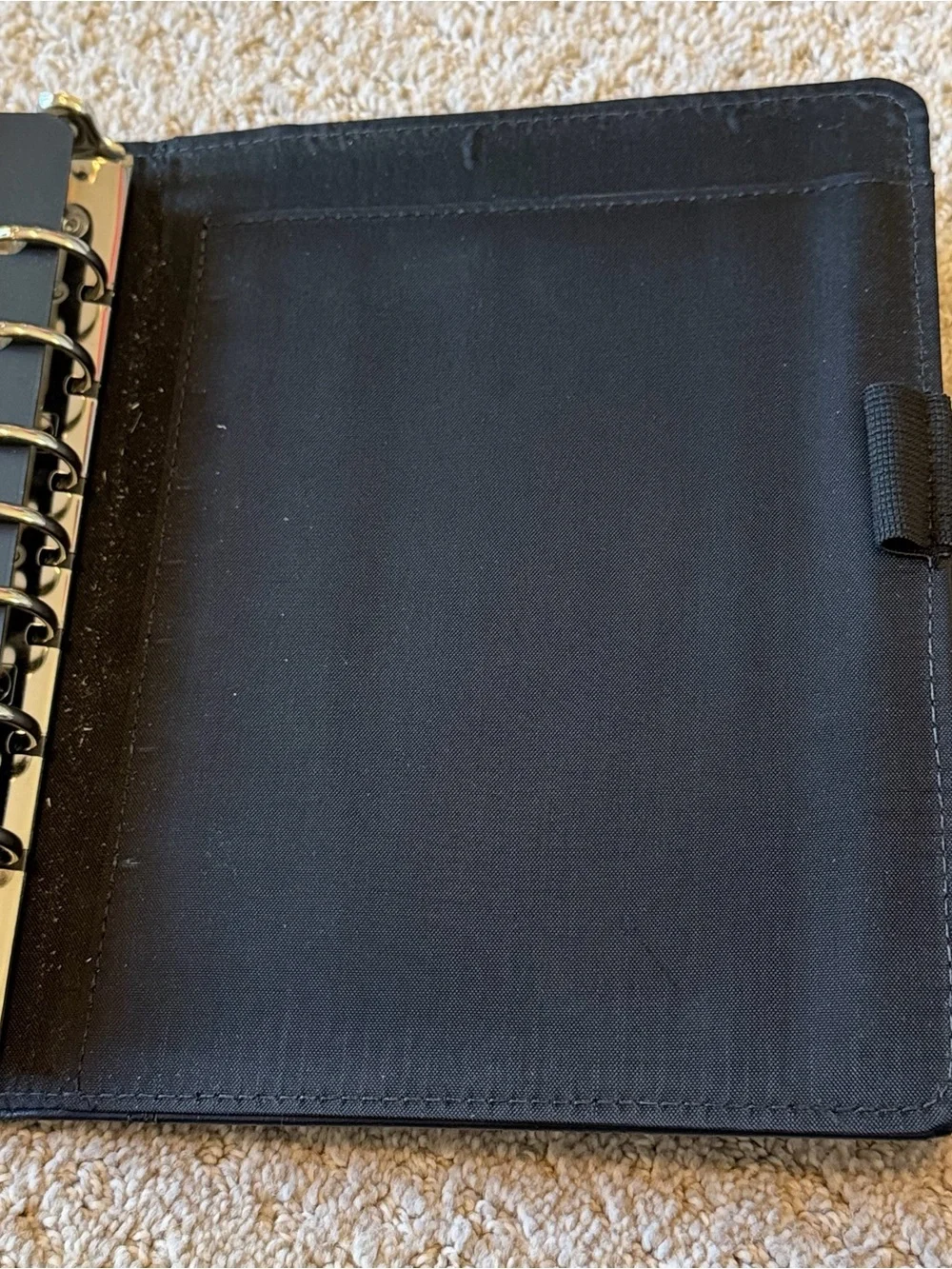 Day Timer Smooth Black Leather 7 Ring Planner Snap Close Inserts 90s Vintage (2)